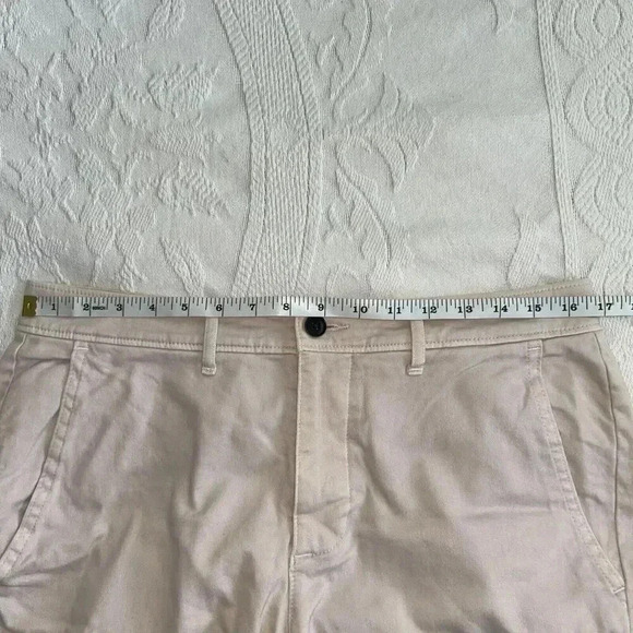 Abercrombie & Fitch Chino Shorts Mens 31 Light Pink Stretch Flat Front Preppy - Picture 6 of 10